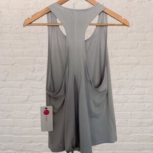 $5$ add on Yogalicious ice grey split tie back Tank Top XXL Gray NWT